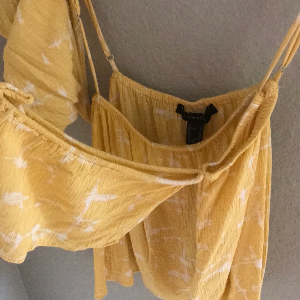 Adorable summer top - Picture 4 of 5
